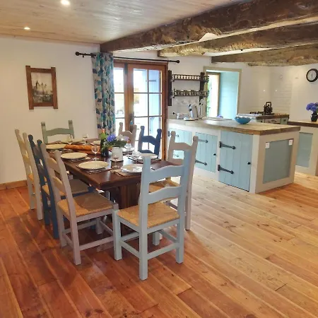Holiday home Le Four A Pain Guegon